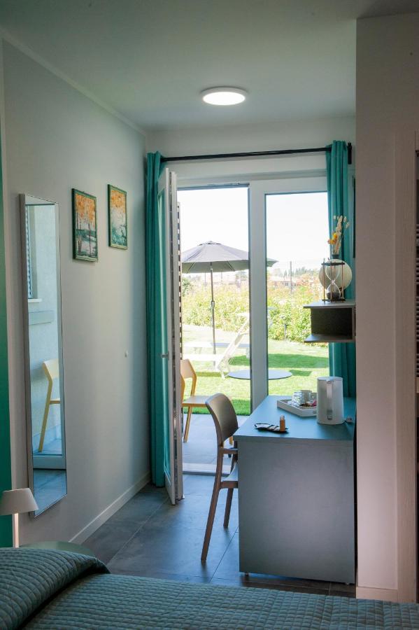B&B Lough Colà Extérieur photo
